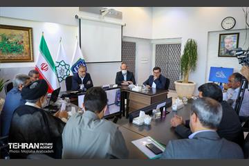 جلسه برسی موضوعات بازار بزرگ تهران 18