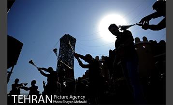 مراسم عاشورای حسینی در میدان امام حسین(ع) 23