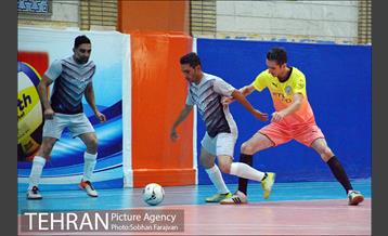 دیدار تیم های فوتسال مرکز ارتباطات و سازمان ورزش 11