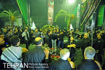 مراسم عزاداری حسینی در خیابان رودکی 23