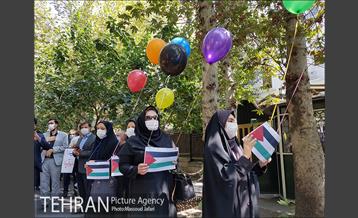 تجمع اعتراضی مردم تهران در محکومیت عادی‌سازی روابط حکام عرب با رژیم اشغالگر قدس 12