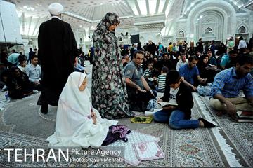 احیای شب نوزدهم ماه مبارک رمضان در حرم امام خمینی(ره) 29