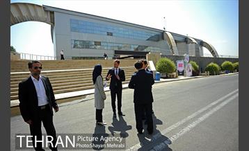 بازدید شهردار بلگراد از نمایشگاه زنان و تولید ملی 11