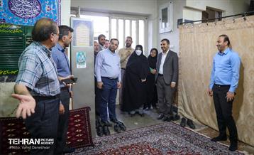 بازدید نرگس معدنی پور از منطقه 17