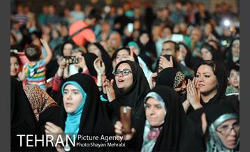 اجتماع بزرگ جوانان شهر تهران در میدان امام حسین(ع) 27