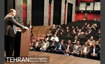 همایش نشست راه کارهای حفظ و نگهداشت انگیزش کارکنان در شرایط دشوار اقتصادی 7