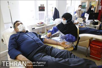 حضور شهردار تهران در سازمان انتقال خون تهران 8