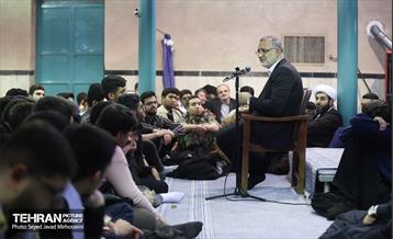 نشست صمیمانه شهردار تهران با دانش آموزان بسیجی سراسر کشور 10