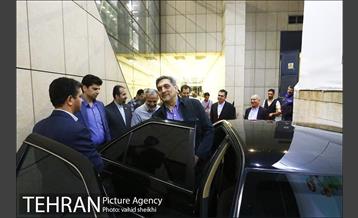 حضور شهردار تهران در باغ کتاب در کمپین با مهر تا مهر 20