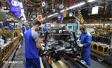 بازدید شهردار تهران از شرکت ایران‌خودرو 22