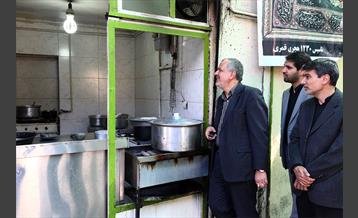 تهرانگردی احمد مسجدجامعی با موضوع ماه محرم‎ 20