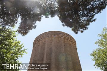 بازدید اعضا شورای شهر تهران از برج طغرل 1