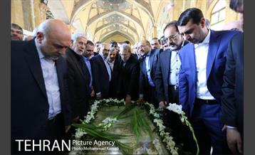 تجدید بیعت منتخبین مجلس دهم با آرمانهای امام خمینی (ره) 3