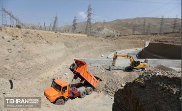 اینجا کارگاهه؛ تونل‌های ارتباط بزرگراهی غرب تهران 25