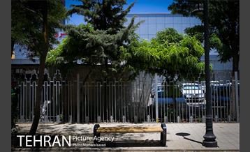 مراحل آماده سازی گذر پیاده راه استاد شهریار 10