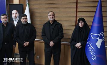 رونمایی اولین دوره جایزه خانواده محوری در شهر 11