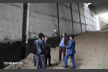 بازدید دانشجویان از پروژه مقاوم‌سازی پل تقاطع بزرگراه همت و رودخانه کن 17