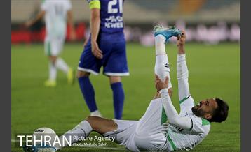 دیدار تیم‌های فوتبال استقلال و آلومینیوم اراک  23