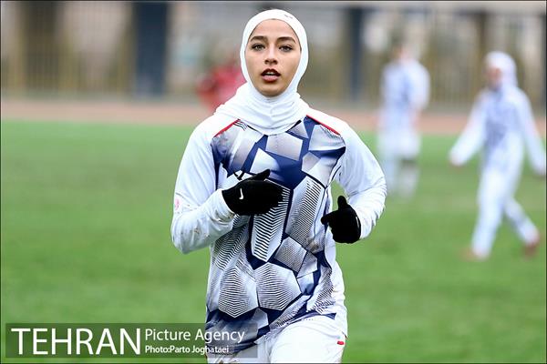 دیدار دو تیم فوتبال البرز و شهرداری بم 10