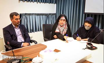 بازدید سوده نجفی عضو هیئت رئیسه شورای اسلامی شهر تهران از منطقه ۱۷ 6