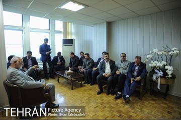 دیدار صمیمانه کارکنان شهرداری تهران با عیسی شریفی 7