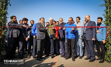 آیین رونمایی از تاکسی‌ون‌های جدید شهرداری تهران 21