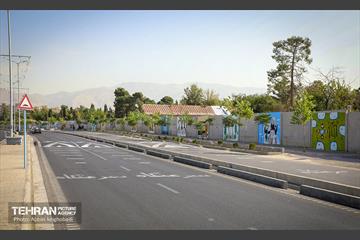 نگارخانه بزرگ شهری در خیابان دکتر بدرالزمان قریب 18
