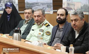 جلسه شورای معاونین و شهرداران مناطق 12