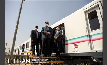 آیین رونمایی از نخستین نمونه قطار ملی مترو 34