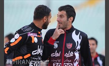 دیدار گسترش فولاد و پرسپولیس در لیگ برتر فوتبال 13