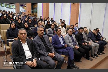 رونمایی از احکام پرسنل حجمی ایثارگر شهرداری تهران 18