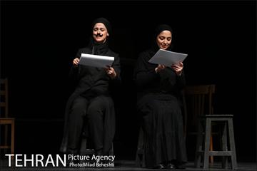 نمایشنامه خوانی کوکوی کبوتران حرم‎ 23