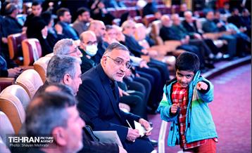 همایش یاران سلیمانی در برج میلاد 35
