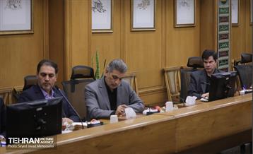دیدار شهردار تهران با مدیر عامل فروشگاه‌های زنجیره‌ای اتکا 6