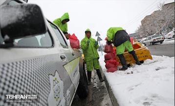 عملیات برف‌روبی در پایتخت 26