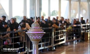 برج میلاد در ایام نوروز قرآنی 24