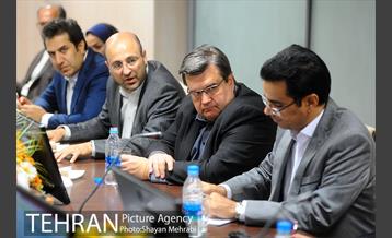 بازدید شهردار مونترال از سازمان حمل و نقل و ترافیک 7