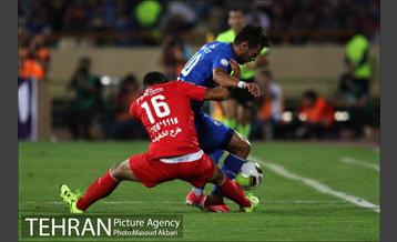 دیدار استقلال تهران وتراکتور سازی تبریز در لیگ برتر فوتبال 2
