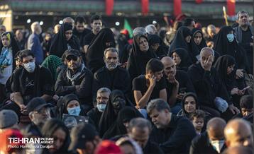 نجات اهل عالم با حسین است  38