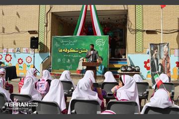 جشن شکوفه‌ها در منطقه ۱1 10