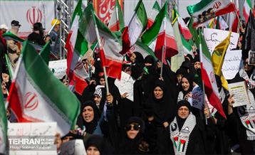 اجتماع «دختران جان‌فدای ایران» - ۲ 42