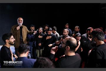 مراسم مناجات و توسل به امام زمان(عج) در رواق کشوردوست