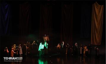 نمایش آئینی مذهبی «در انتظار...» 67