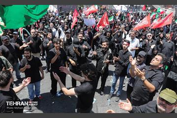 تشییع پیکر آقای شهید ایران - 1 4