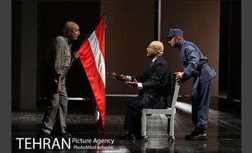 تمرین نمایش شوایک یک سرباز ساده دل‎ 10