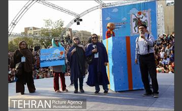 افتتاحیه شانزدهمین جشنواره نمایش عروسکی‎ 29