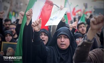 تشییع پیکر مطهر شهدای ناوشکن دنا 30
