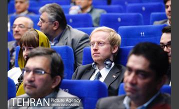 آیین کاشت درخت صلح و دوستی 7