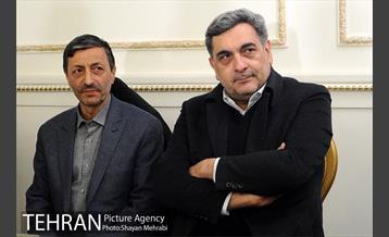 نشست صمیمانه شهردار تهران با خانواده های شهدای آتش نشان و آسیب دیدگان حادثه ساختمان پلاسکو 11