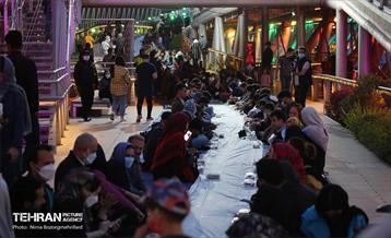 افطاری ساده روی پل طبیعت 5